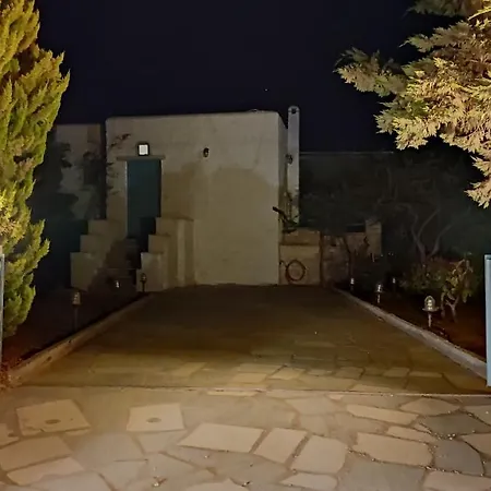 Villa Nikolas Ampelas